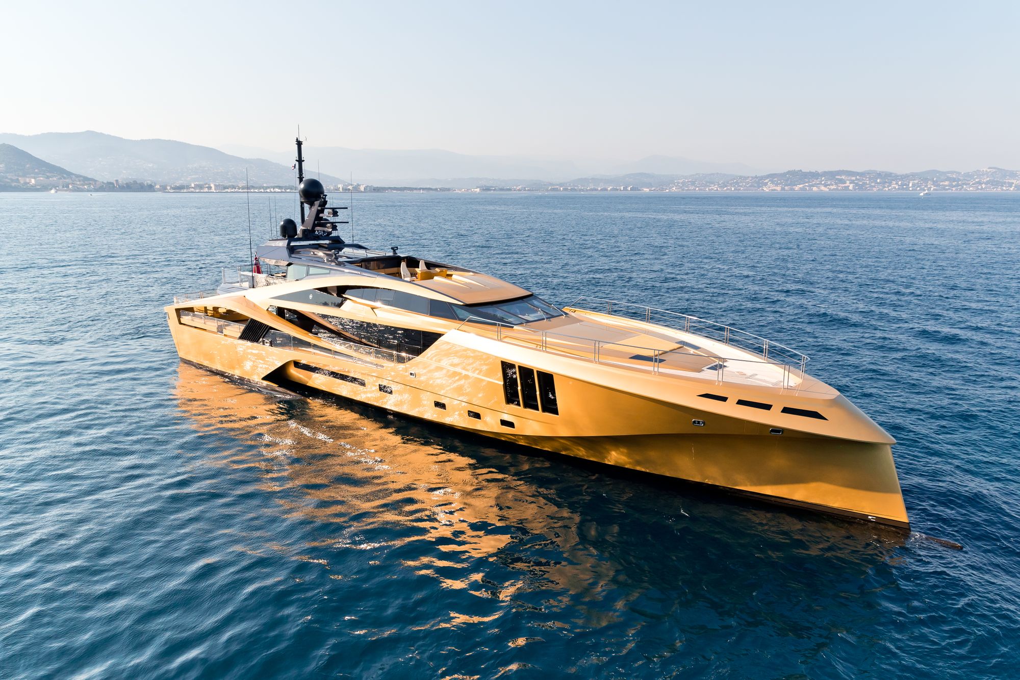 KHALILAH is designed to tick all the boxes of what owners are looking for in a superyacht; she doesn’t compromise on speed, efficiency, comfort, or space.